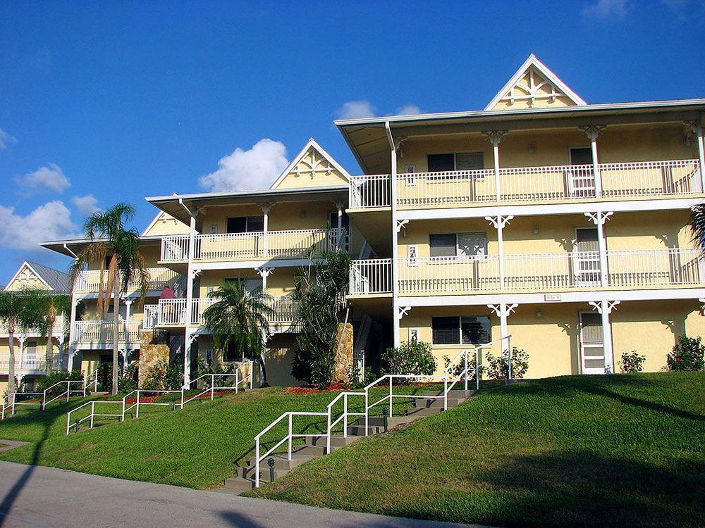 Hilton Vacation Club Charter Club Naples Bay Hotel Екстериор снимка