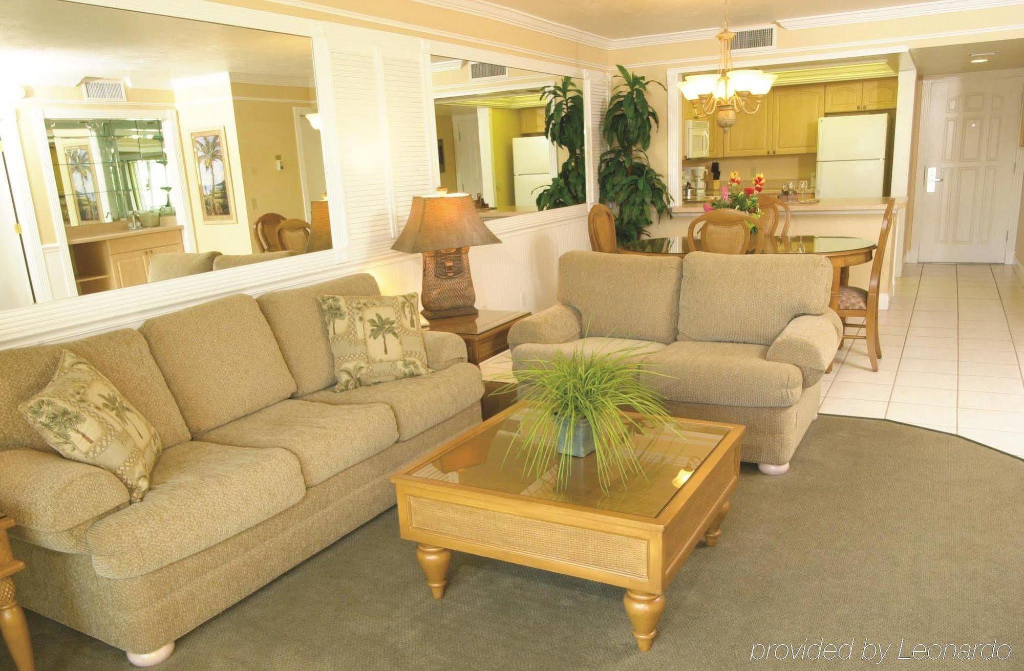 Hilton Vacation Club Charter Club Naples Bay Hotel Екстериор снимка